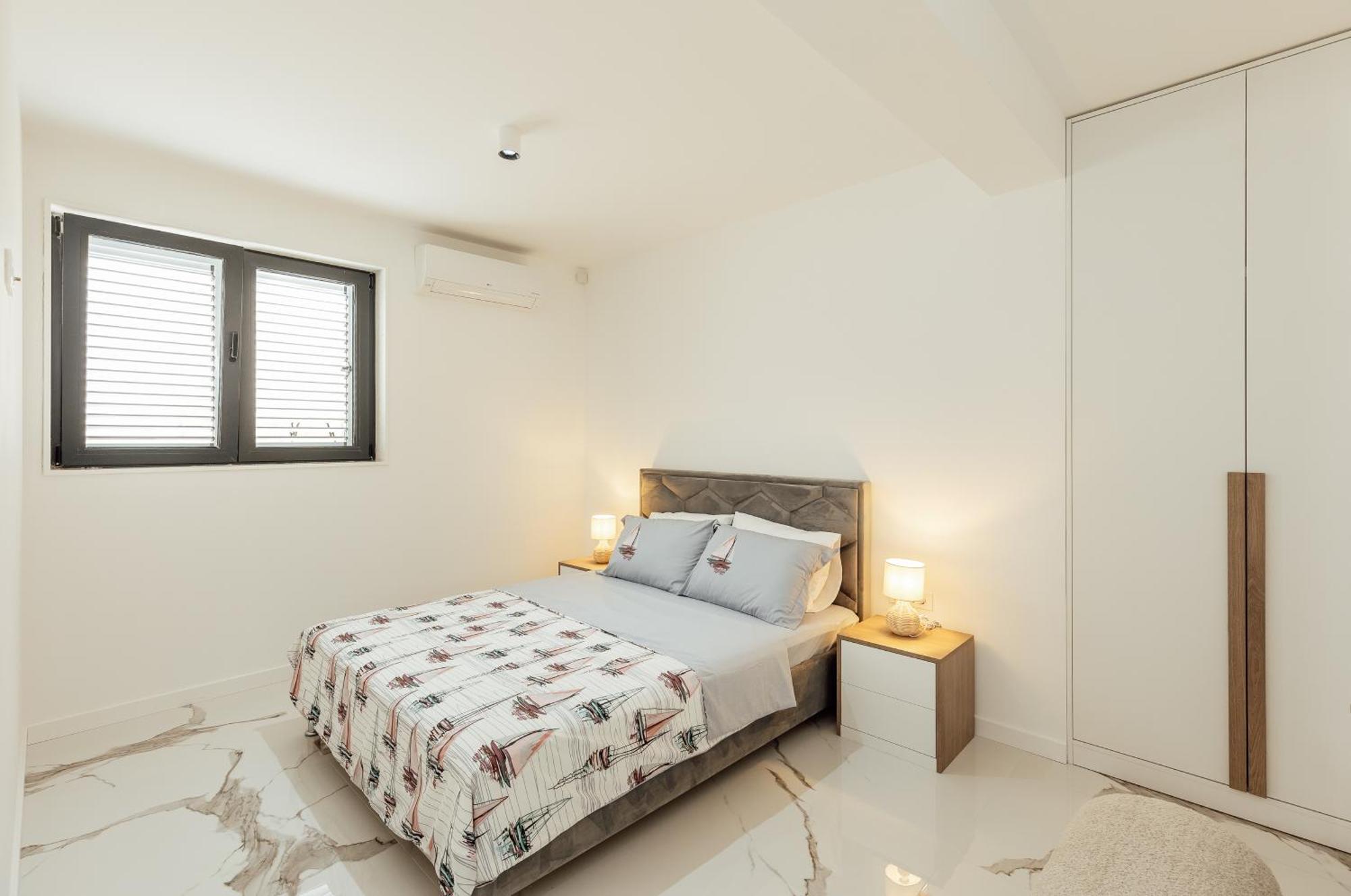 Savina Beachfront Oasis ヘルツェグ・ノヴィ エクステリア 写真